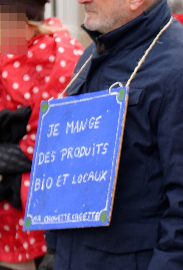 Pancarte « JE MANGE DES PRODUITS BIO ET LOCAUX », Montbéliard (25), 27 janvier 2019