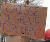 Pancarte « CAISSE DE GRÈVE TORCY RER Ⓐ », Paris (75), 28 décembre 2019