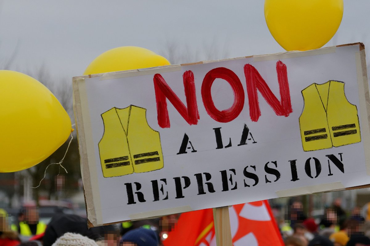 Pancarte « NON A LA REPRESSION », Montbéliard (25), 12 janvier 2019