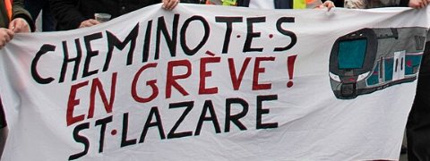 Pancarte « CHEMINOT.E.S EN GRÈVE ! ST LAZARE », Paris (75), 28 mars 2023