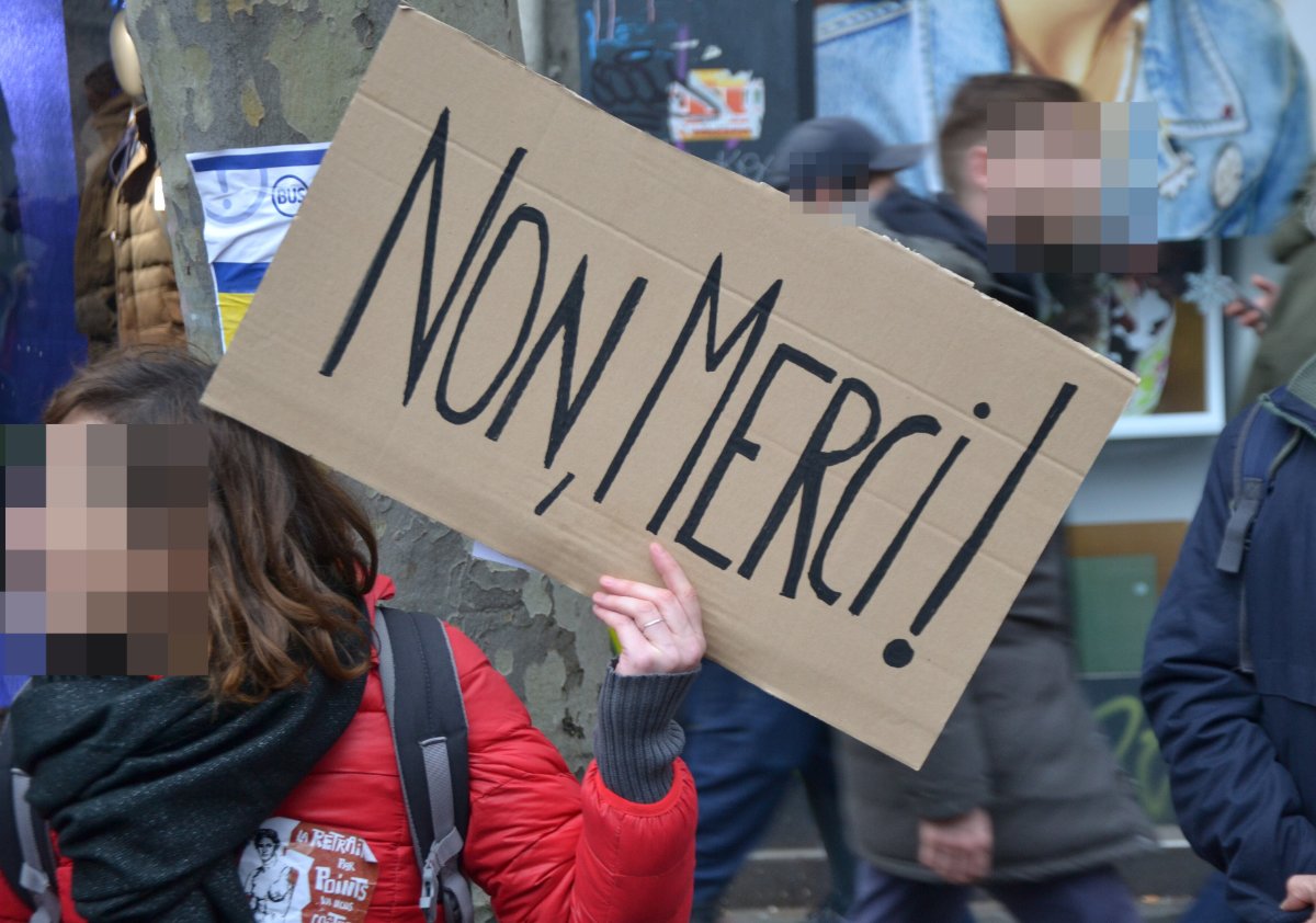 Pancarte « NON, MERCI! », Paris (75), 9 janvier 2020