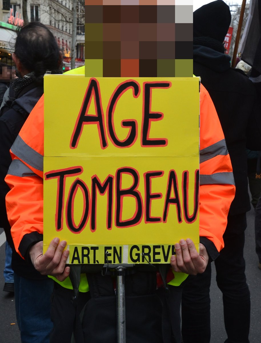 Pancarte « AGE TOMBEAU », Paris (75), 20 février 2020