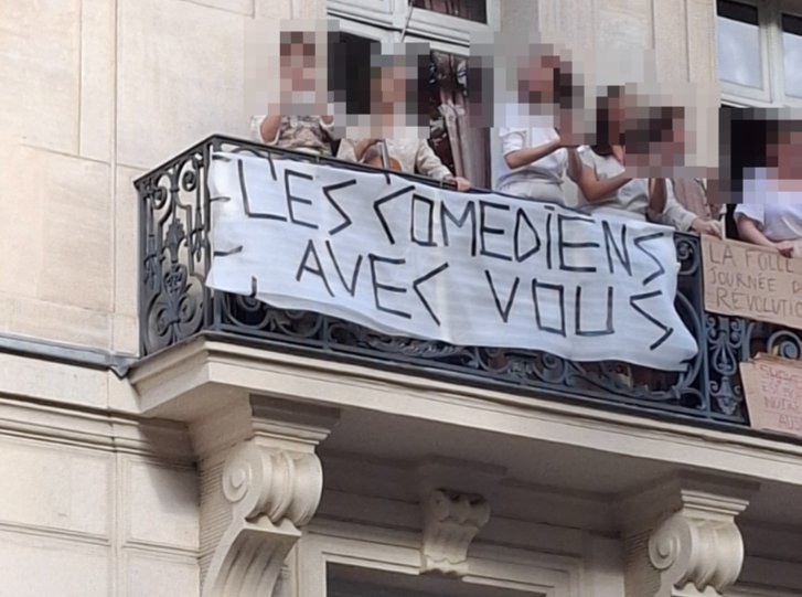 Pancarte « Les comédiens avec vous », Paris (75), 17 octobre 2026